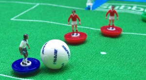 Subbuteo - Dribbling in the box!