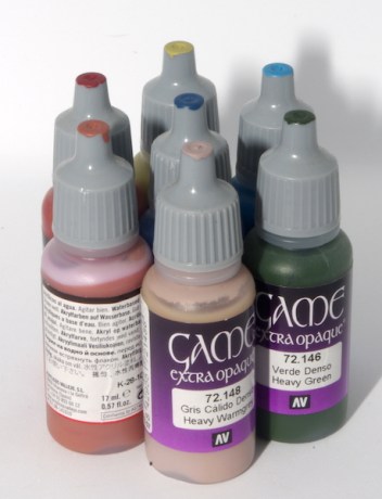 Paints with lids coloured